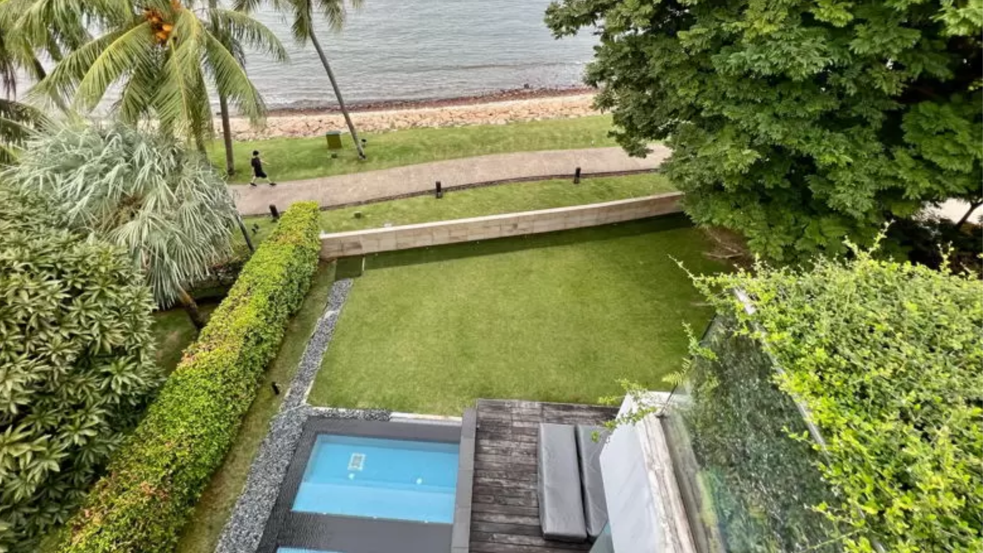 105 Cove Grove Singapore luxury landed homes pool
