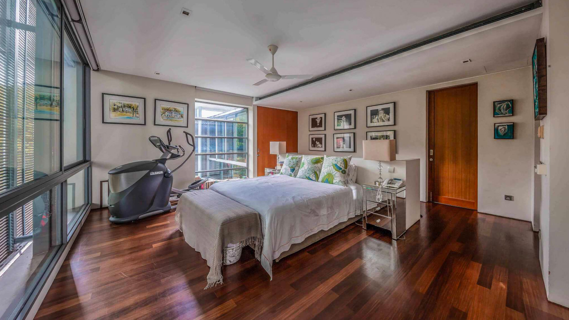 Coronation Road West luxury house in Singapore