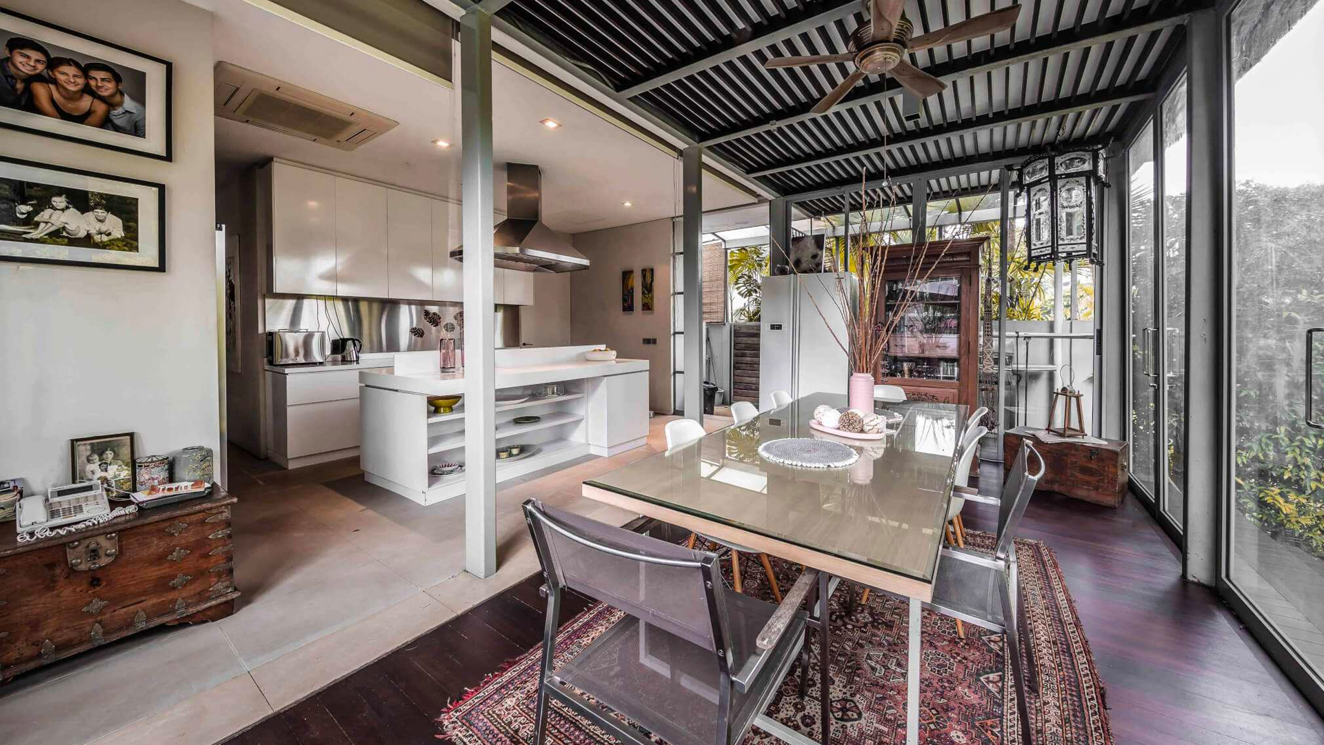 Coronation Road West luxury house in Singapore