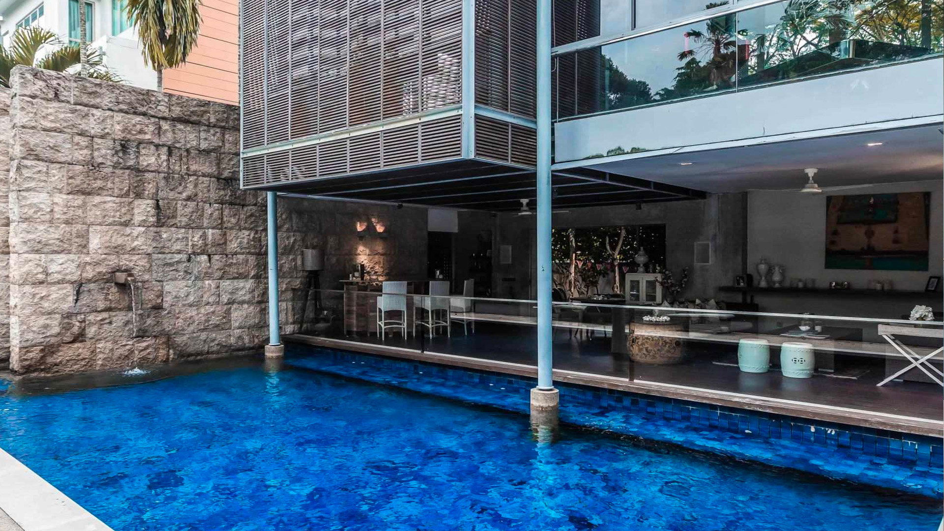 Coronation Road West luxury house in Singapore