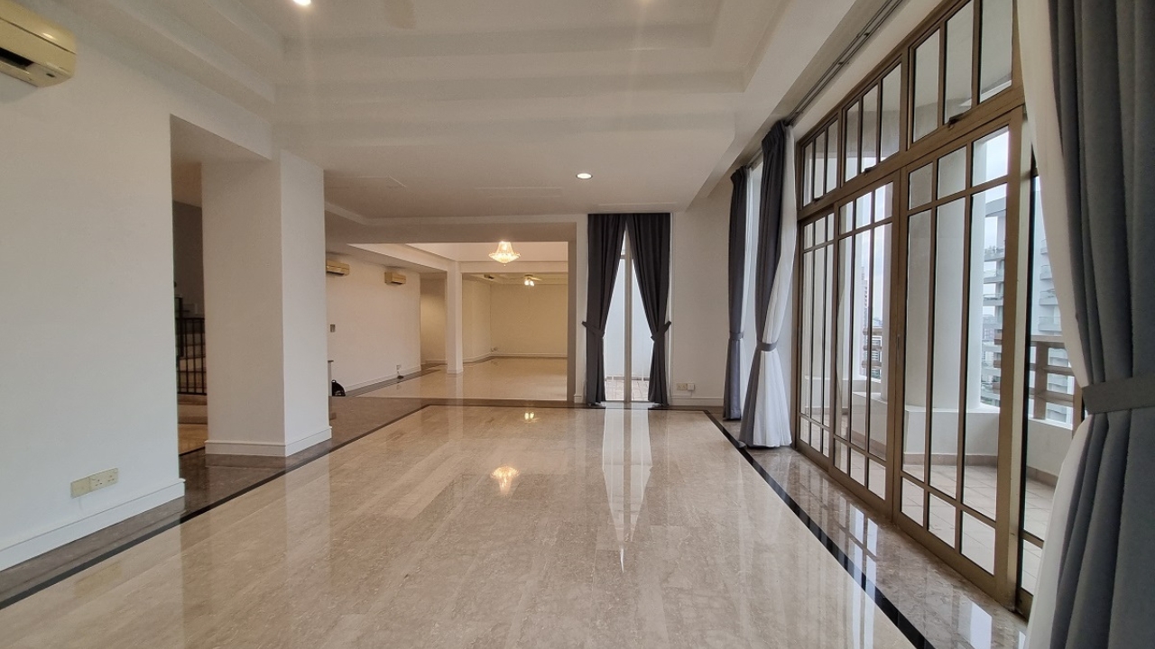 Leonie Condotel Singapore Luxury Apartments Living Room (2)