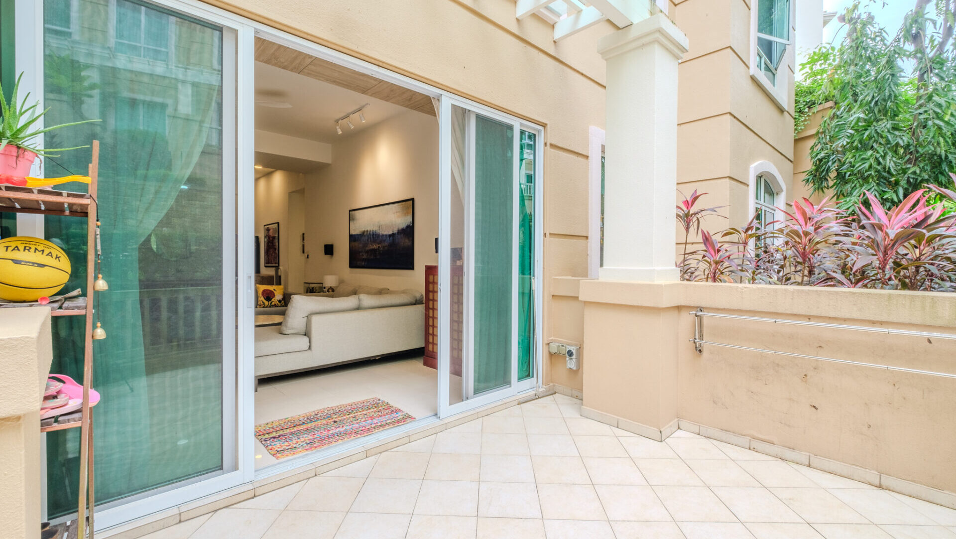 Duchess Crest Balcony 1 Luxury Properties Singapore Luxury Homes