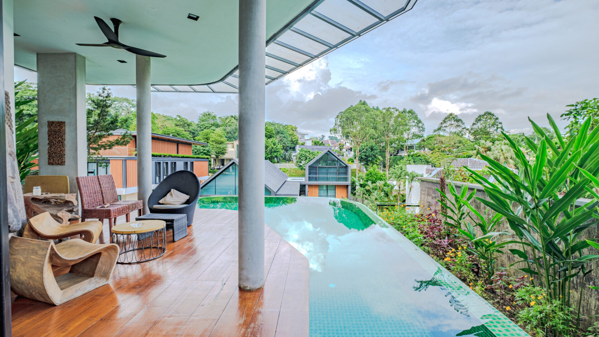 freehold detached house at Hong Kong Park Patio Luxury Properties Singapore Luxury Homes