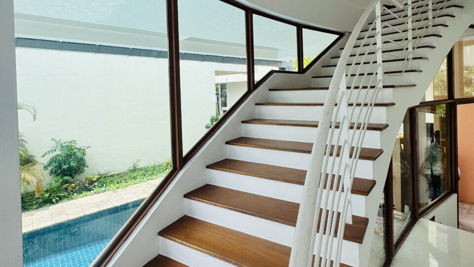 Bournemouth Road Stairs Luxury Property Singapore Luxury Homes
