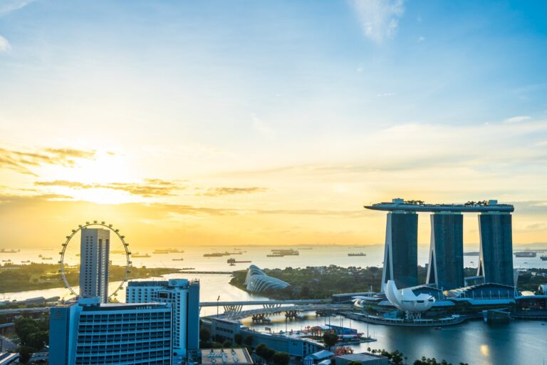 Learn to buying property in Singapore as a foreigner