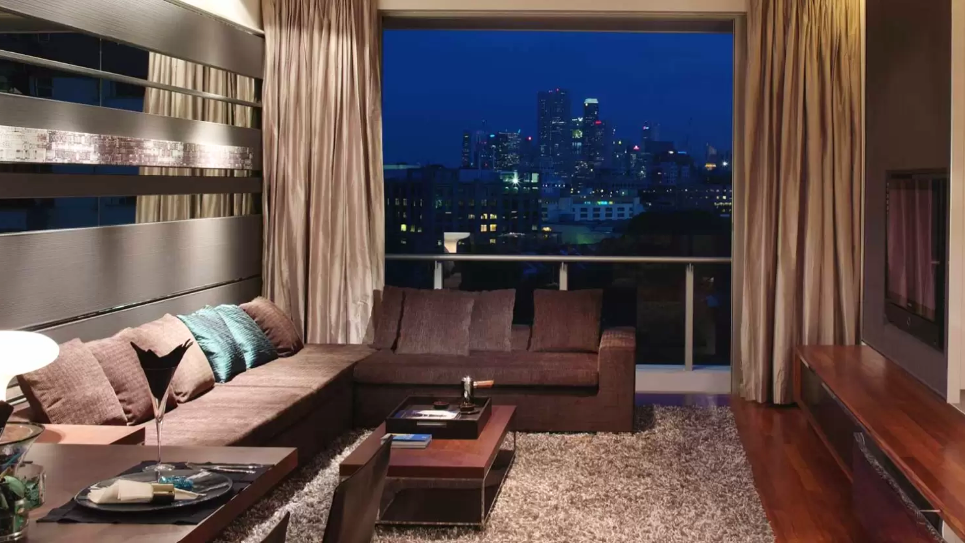 Cairnhill Crest Singapore luxury apartments living room