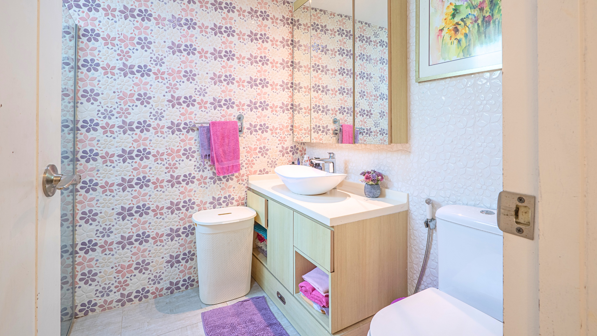 Costa Rhu Singapore luxury apartments bathroom