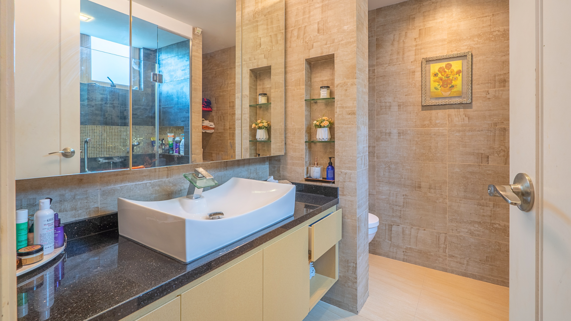 Costa Rhu Singapore luxury apartments bathroom