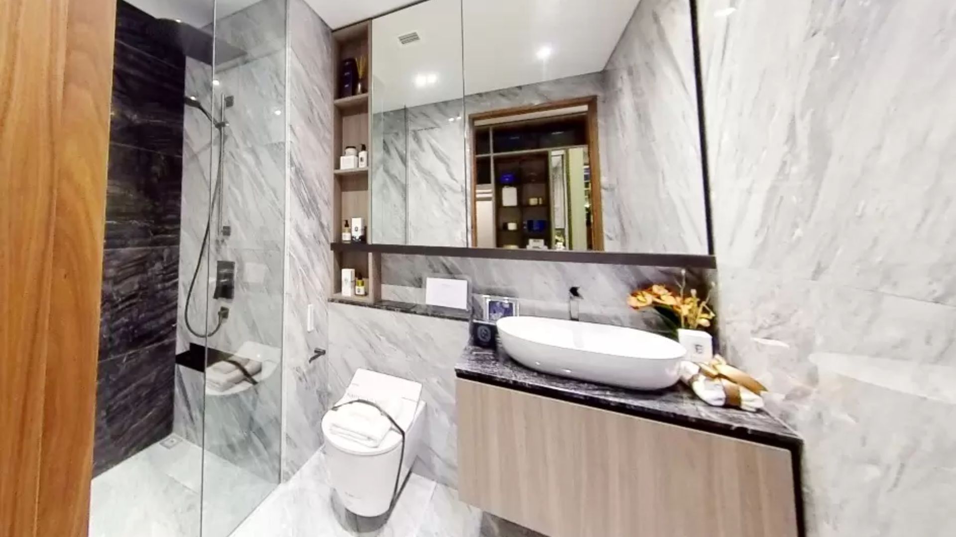 Grange 1866 Singapore luxury apartments bathroom