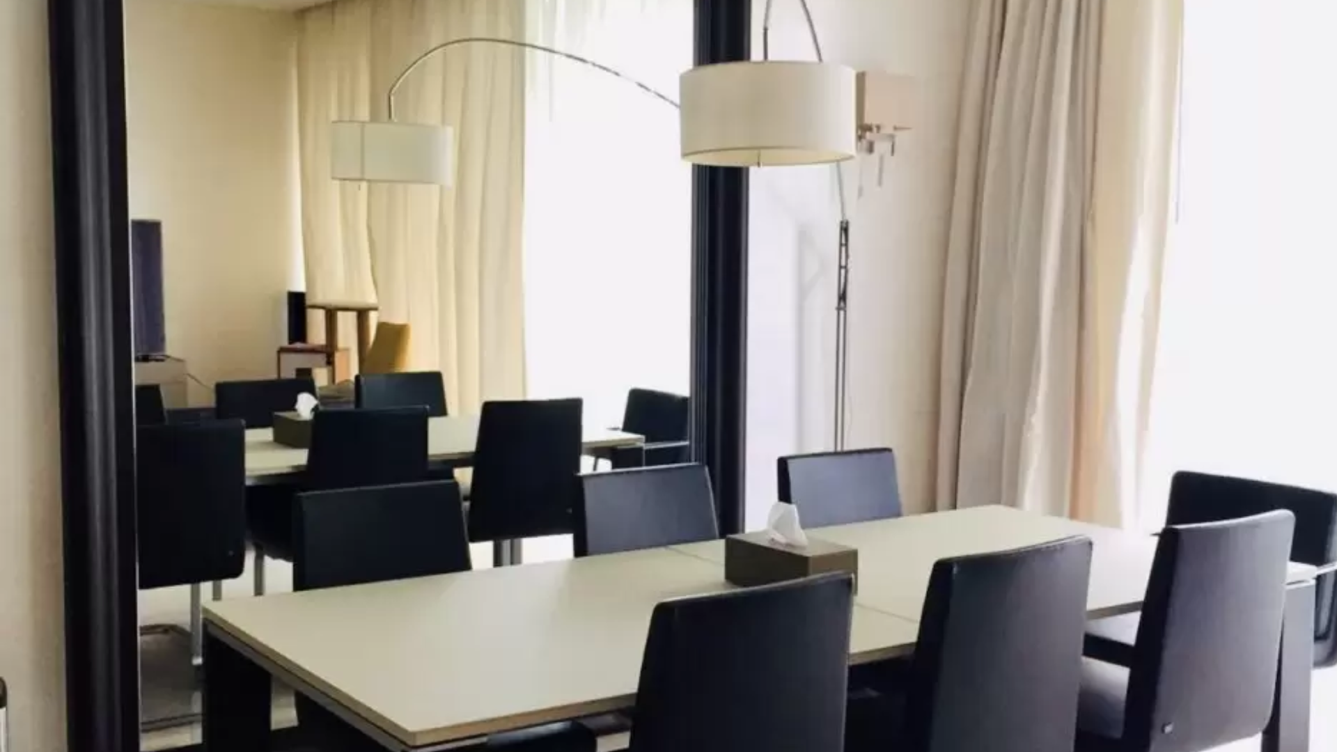 Hilltops Singapore luxury apartments dining area
