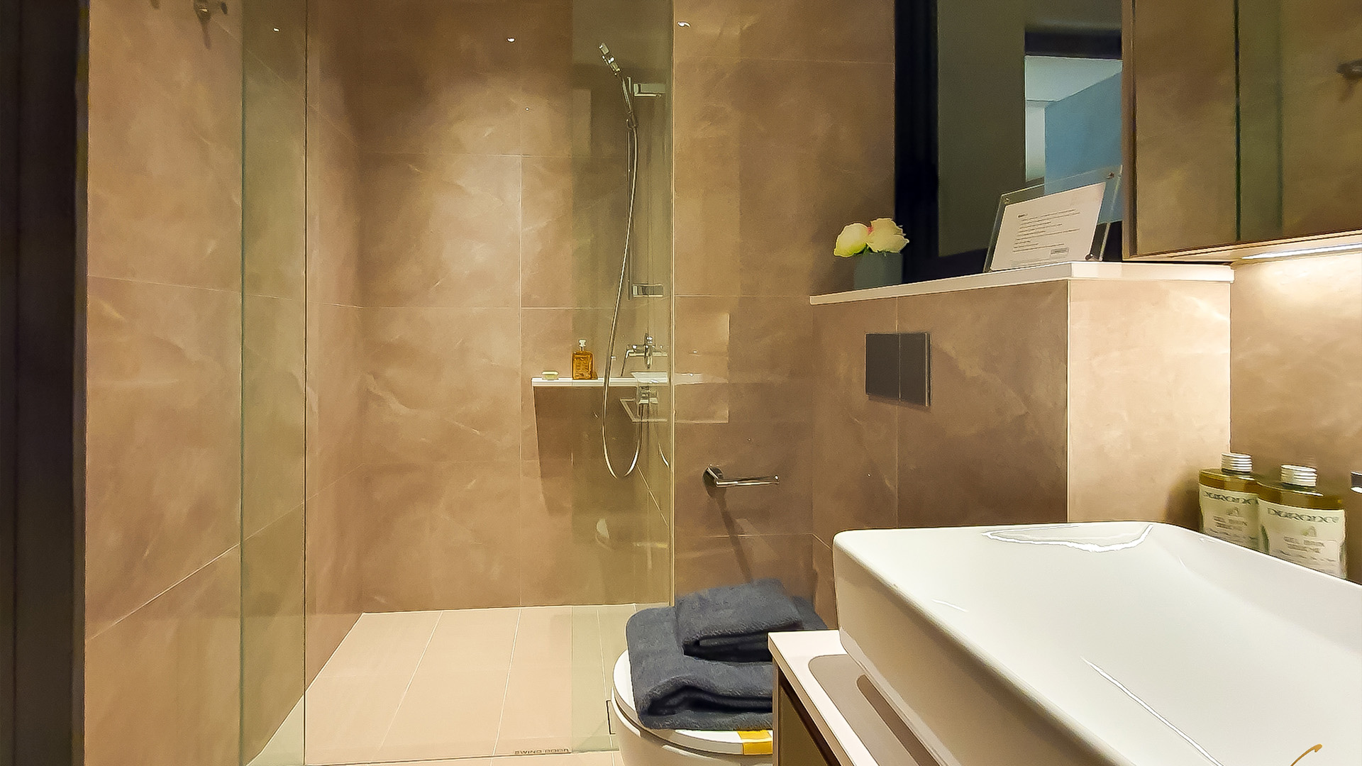 Irwell Hill Residences Penthouse Common Bathroom