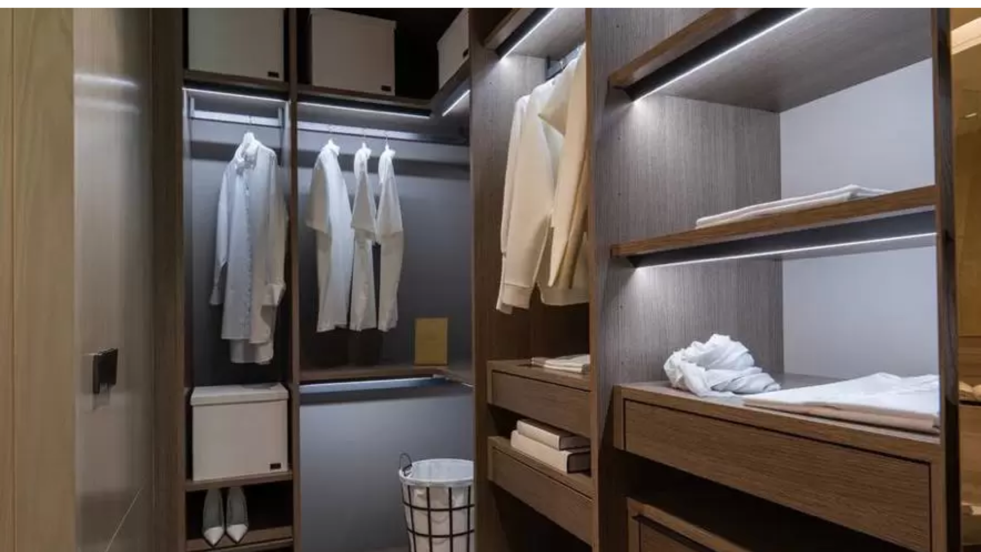 Klimt Cairnhill Singapore luxury apartments Closet
