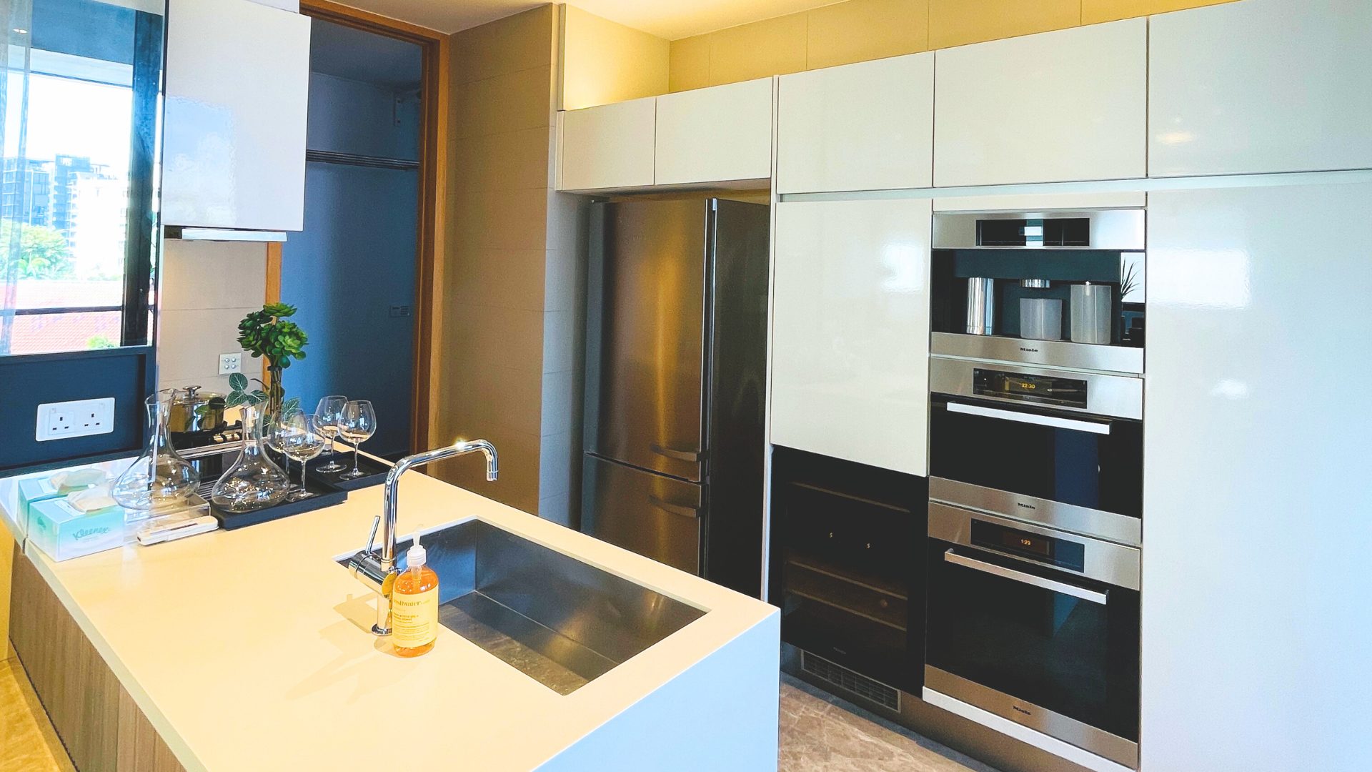 Nouvel 18 Singapore luxury apartments kitchen