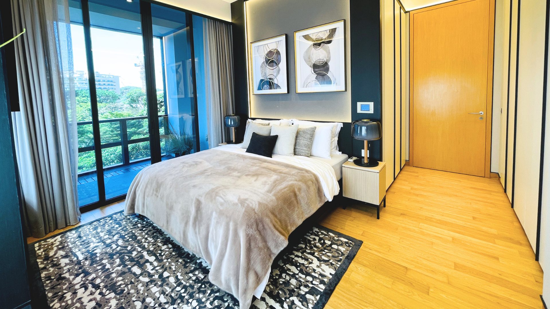 Nouvel 18 Singapore luxury apartments master bedroom