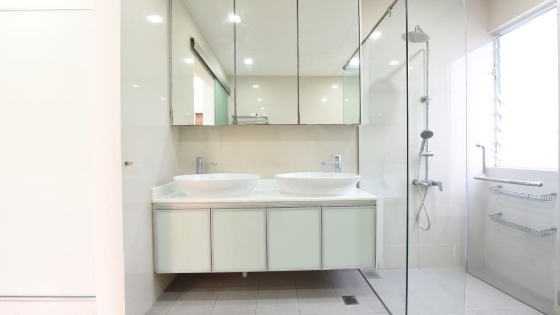 Regency Park Singapore Luxury Apartments Bathroom
