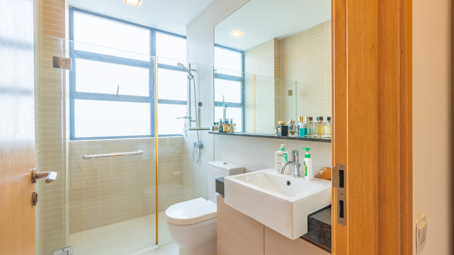 Rochelle at Newton Singapore Luxury Condominium Bathroom