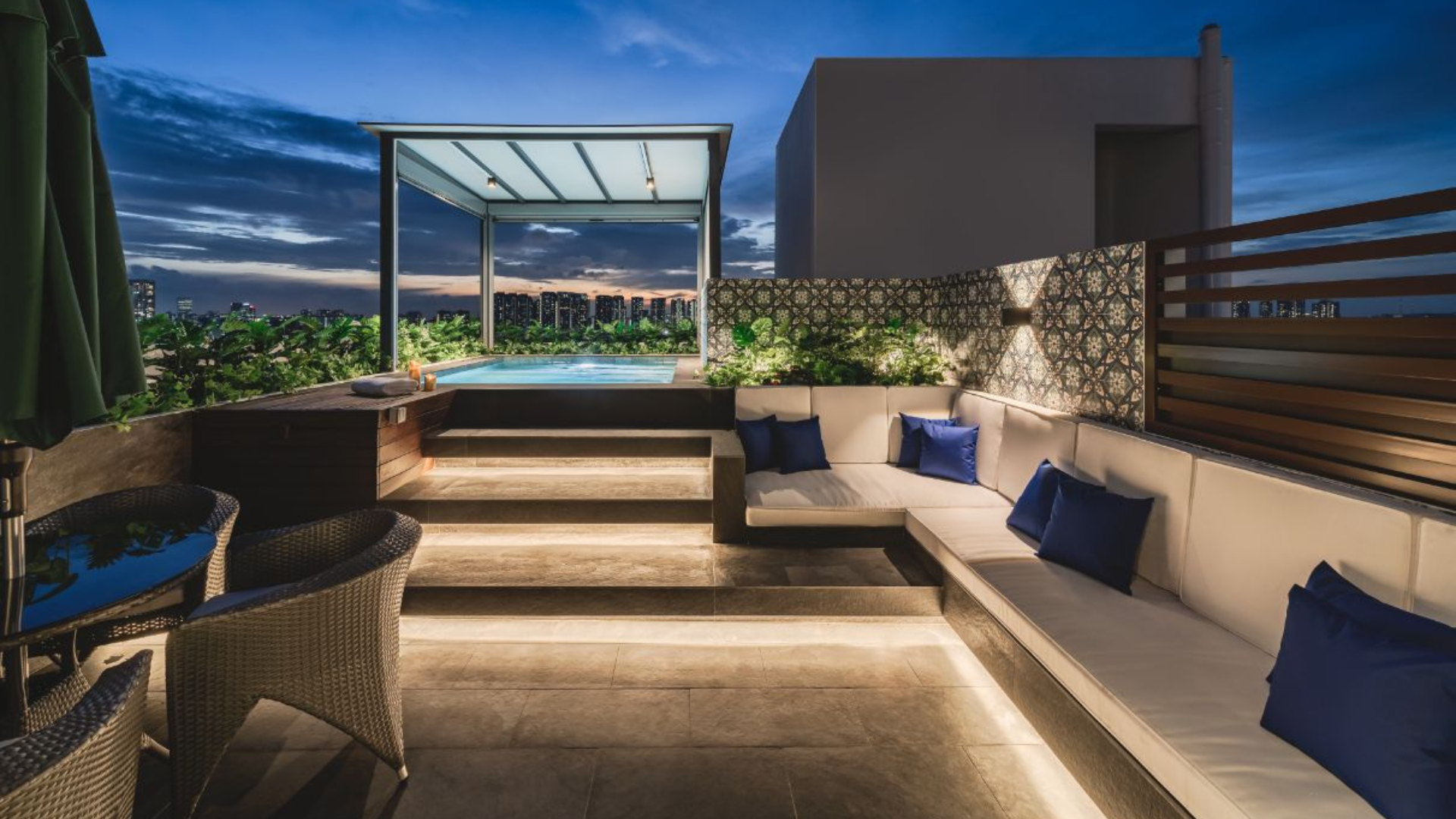 The Grange Penthouse Singapore luxury apartments terrace