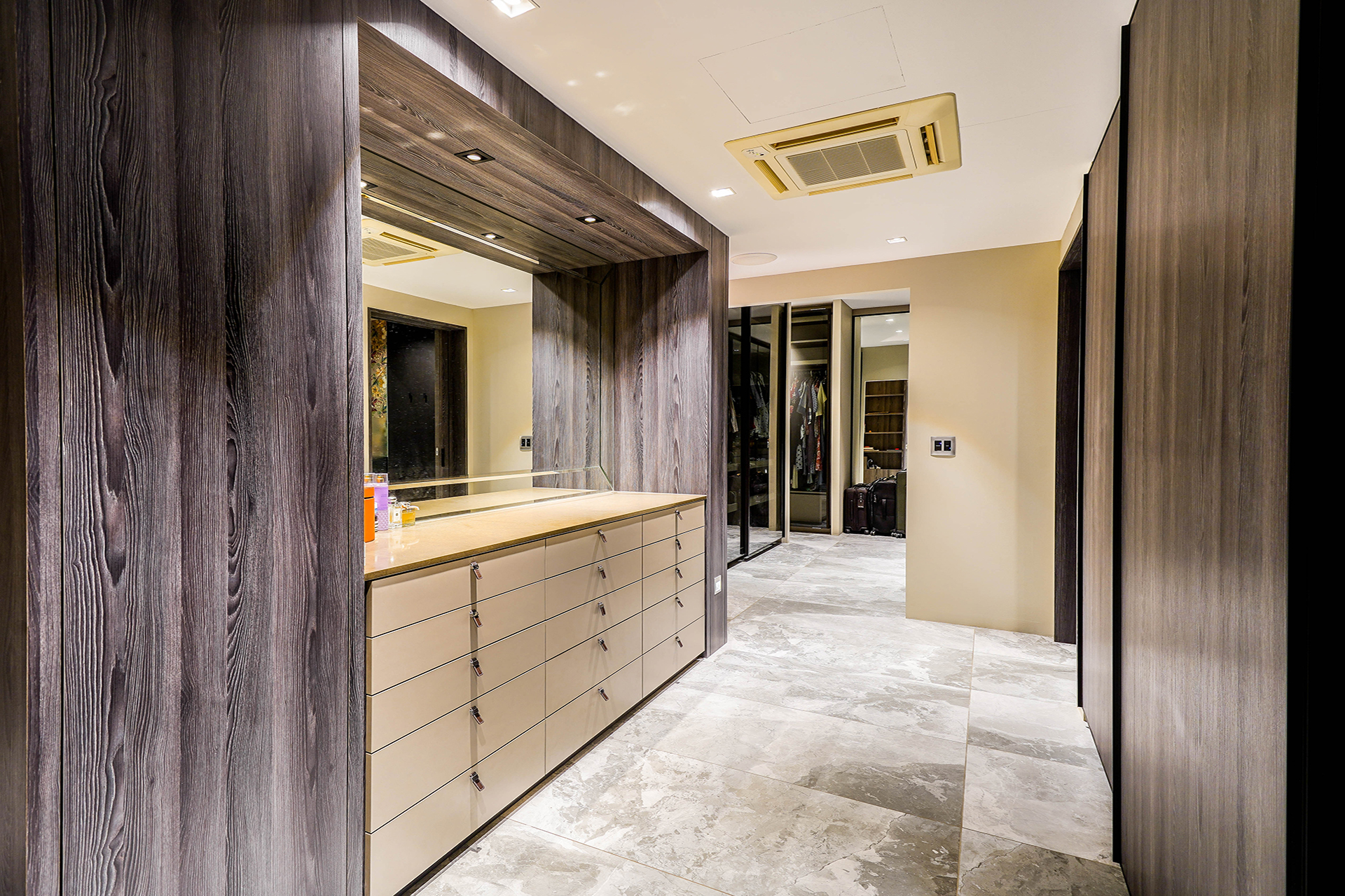 penthouse condo master suite vanity
